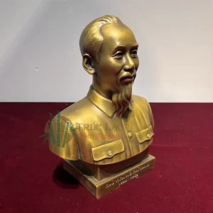 Chân dung chủ tịch Hồ Chí Minh cao 23cm