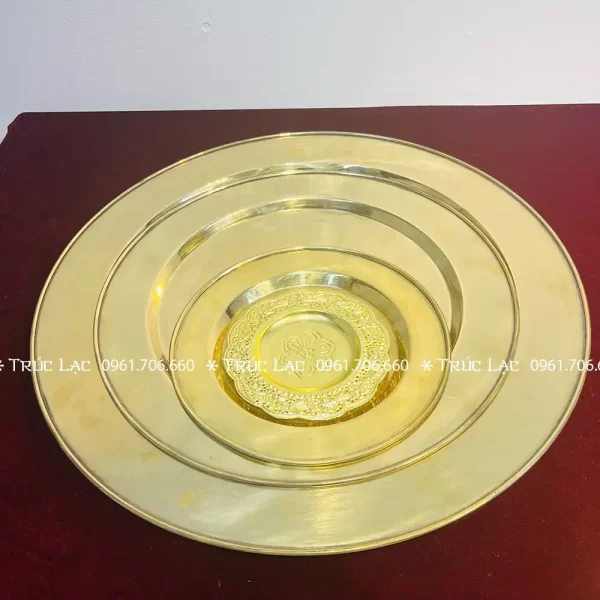 Bộ mâm đồng cùng đĩa 15cm hoa văn