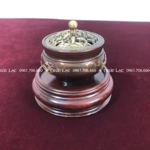 Lư xông trầm Nắp cá chép D9 màu nâu trên đế gỗ