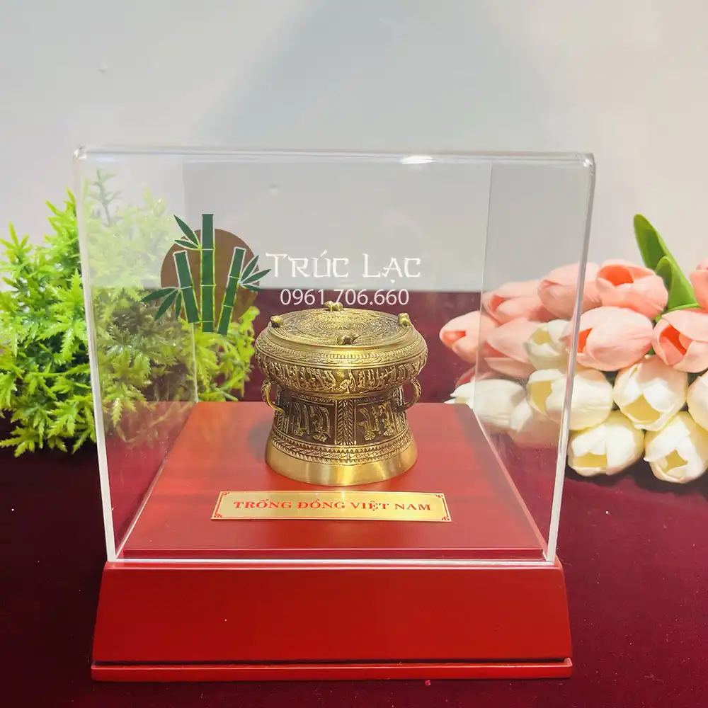 Cách Kết Hợp Đồ Đồng Với Nội Thất Hiện Đại: Nâng Tầm Không Gian Sống 3 trống đồng